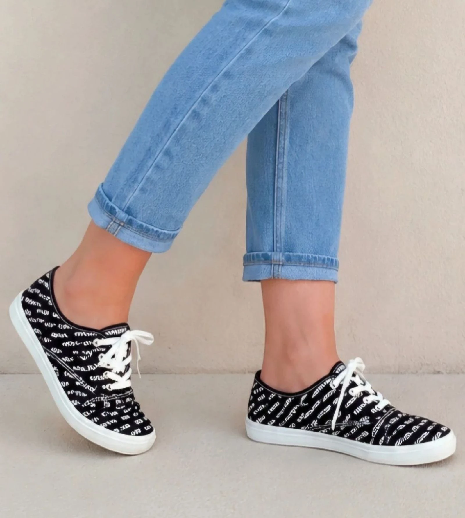 Zapatillas Jennyfer NASA talla 38, en muy buen estado – photo 2